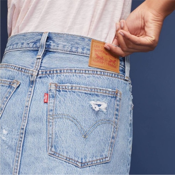 Mint Condition Levi’s Deconstructed Denim Mini Skirt, 31, $85 - Picture 4 of 6